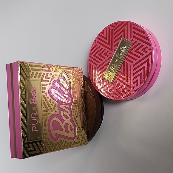 Pur X Barbie Confident Glow Signature Highlighter Pink Taffy & Bubbly - Picture 8 of 12
